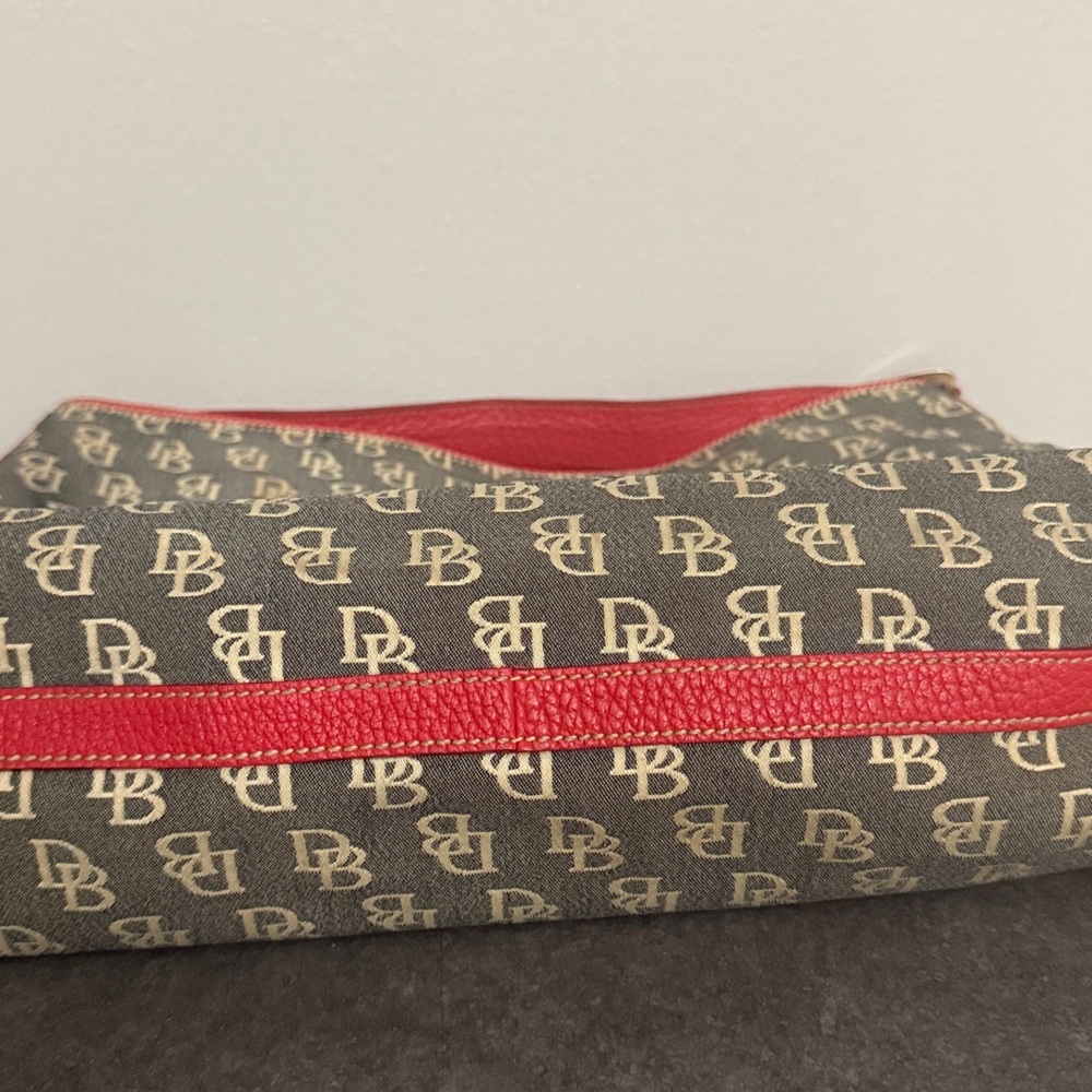 Vintage Dooney & Bourke large hobo monogram bag JUNK - Picture 16 of 16